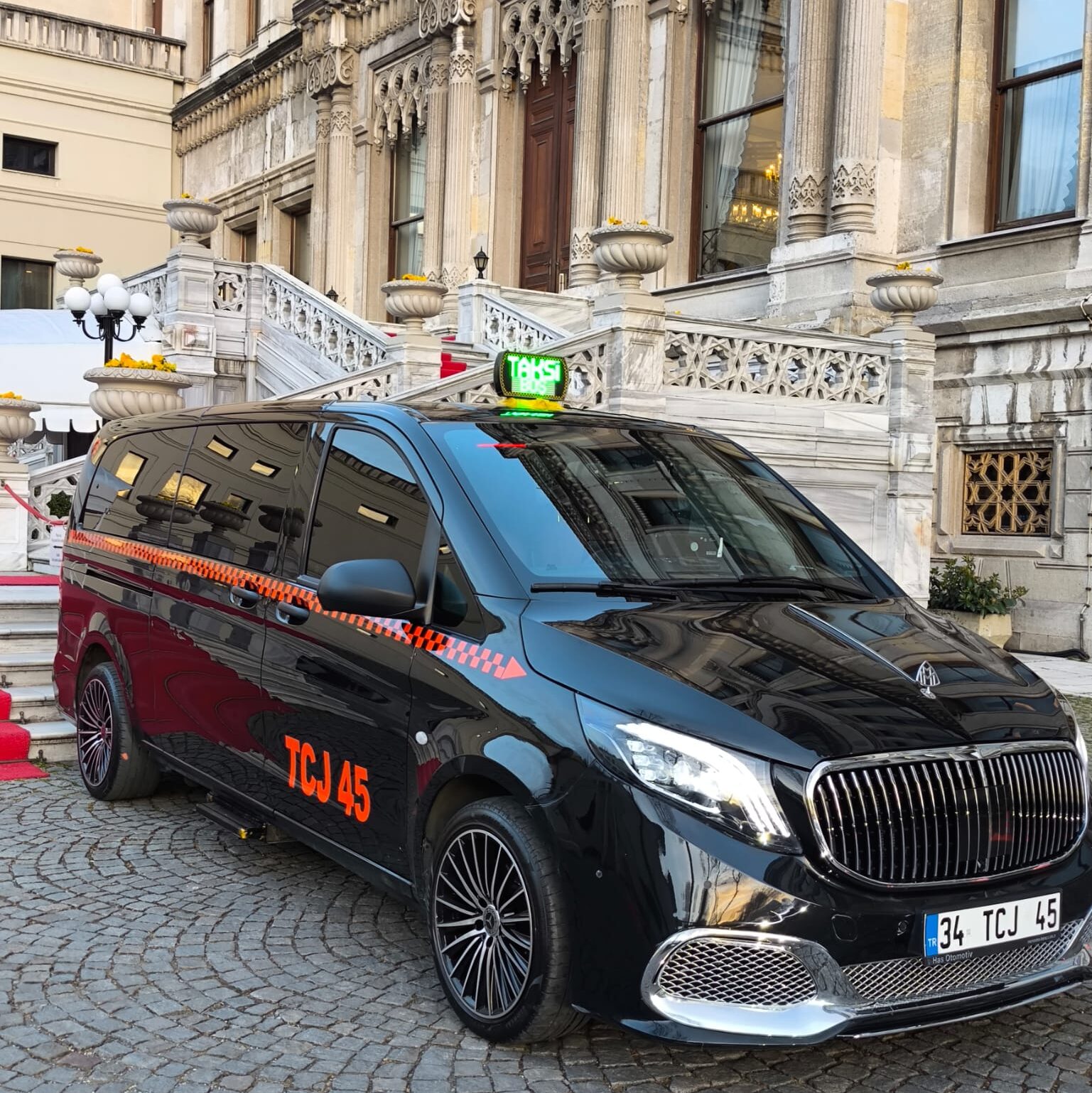 Istanbul Airport to Beşiktaş VIP Transfer Service